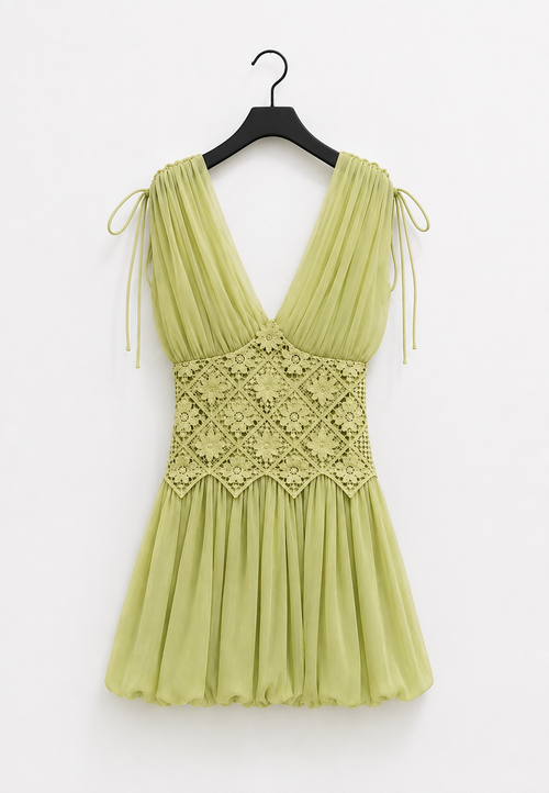 Robe dentelle & jupe bouffante