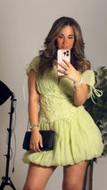 Robe dentelle & jupe bouffante