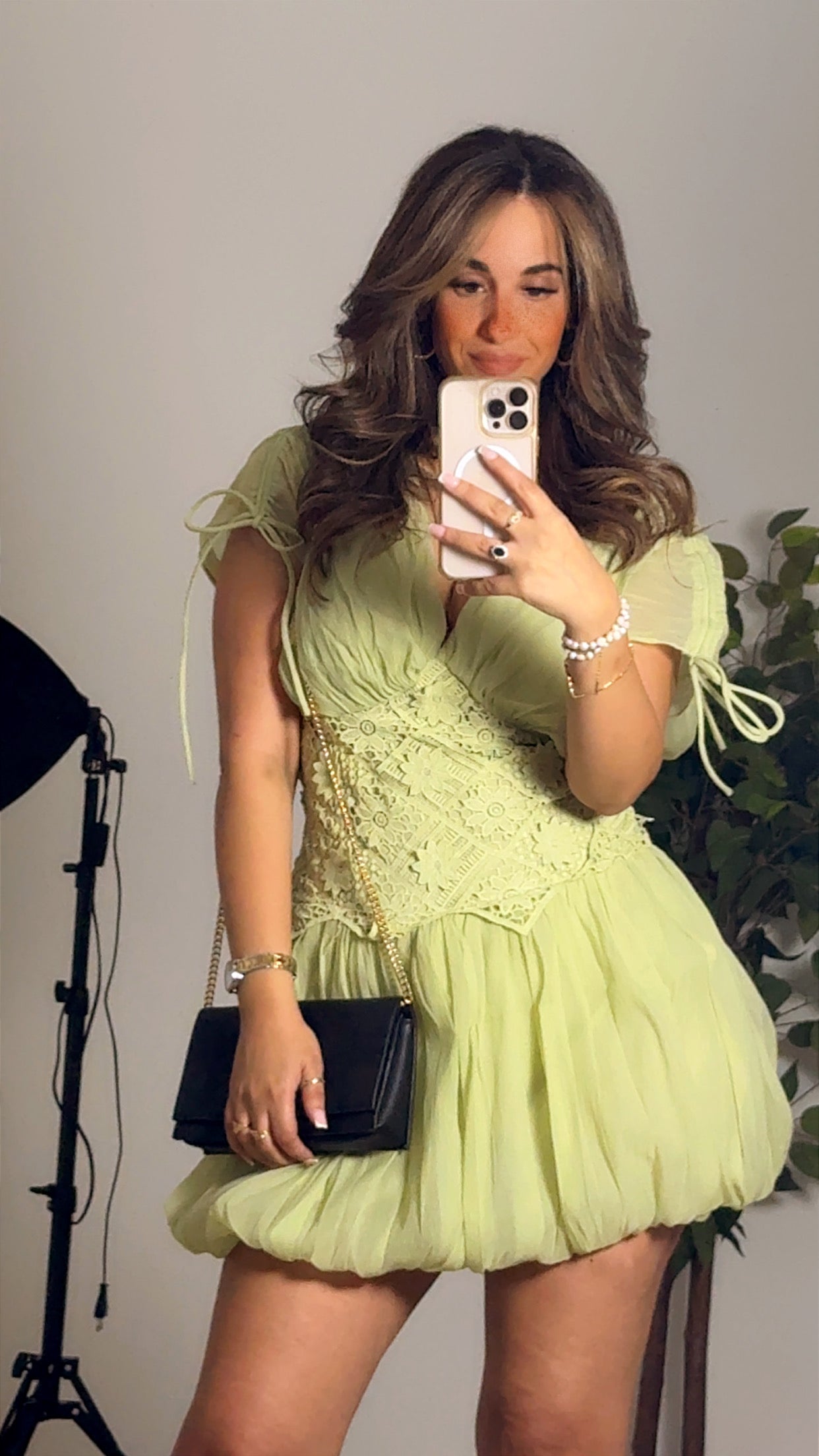 Robe dentelle & jupe bouffante